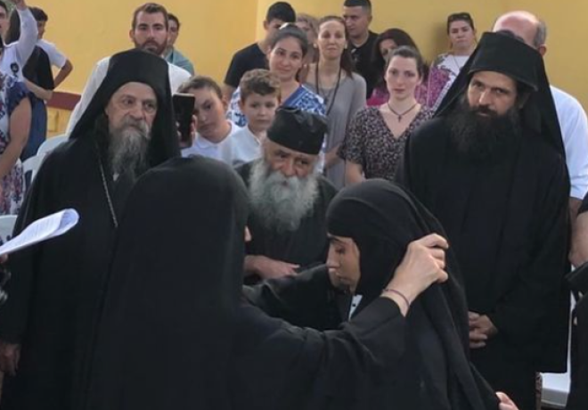 Διάσημη Ελληνίδα TikToker έγινε μοναχή | Το όνομα της 23χρονης Helen Mazlou πλέον είναι Υπομονή